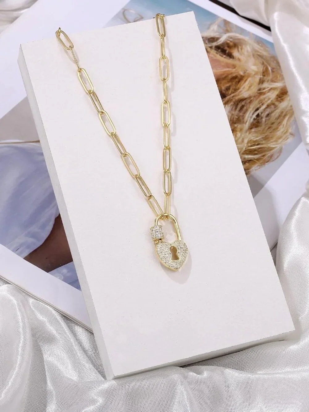 Gold Paperclip Chain Necklace for Women, 14K Gold Plated Dainty Paperclip Link C - Picture 4 of 5